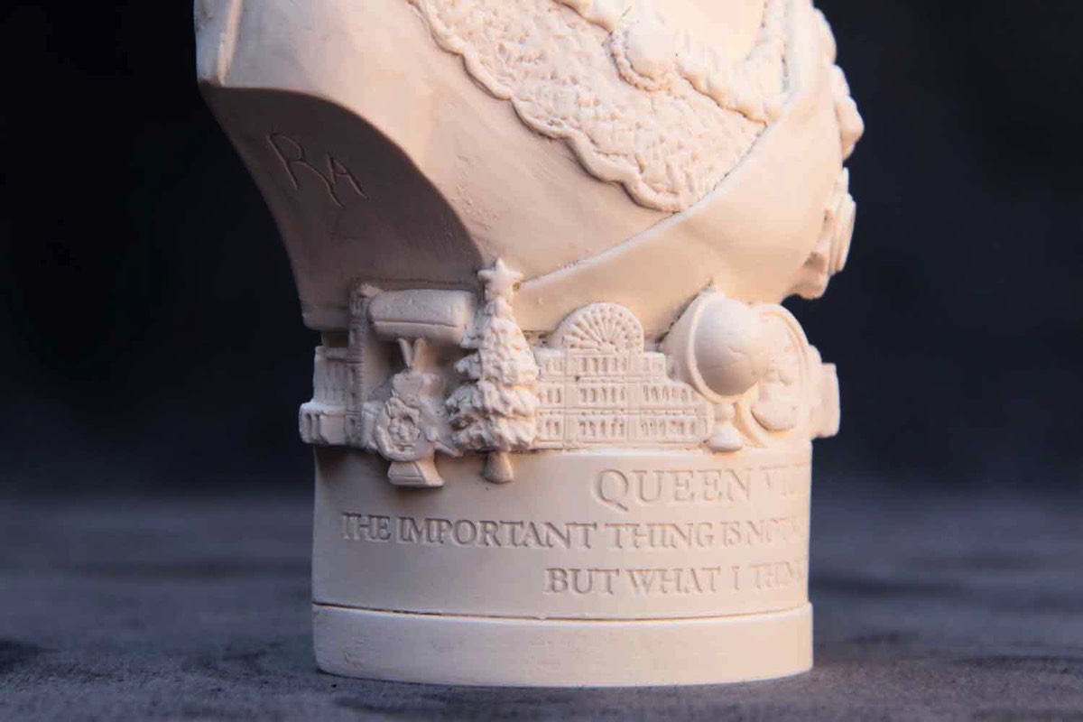 Purchase Famous Faces bust of Queen Victoria