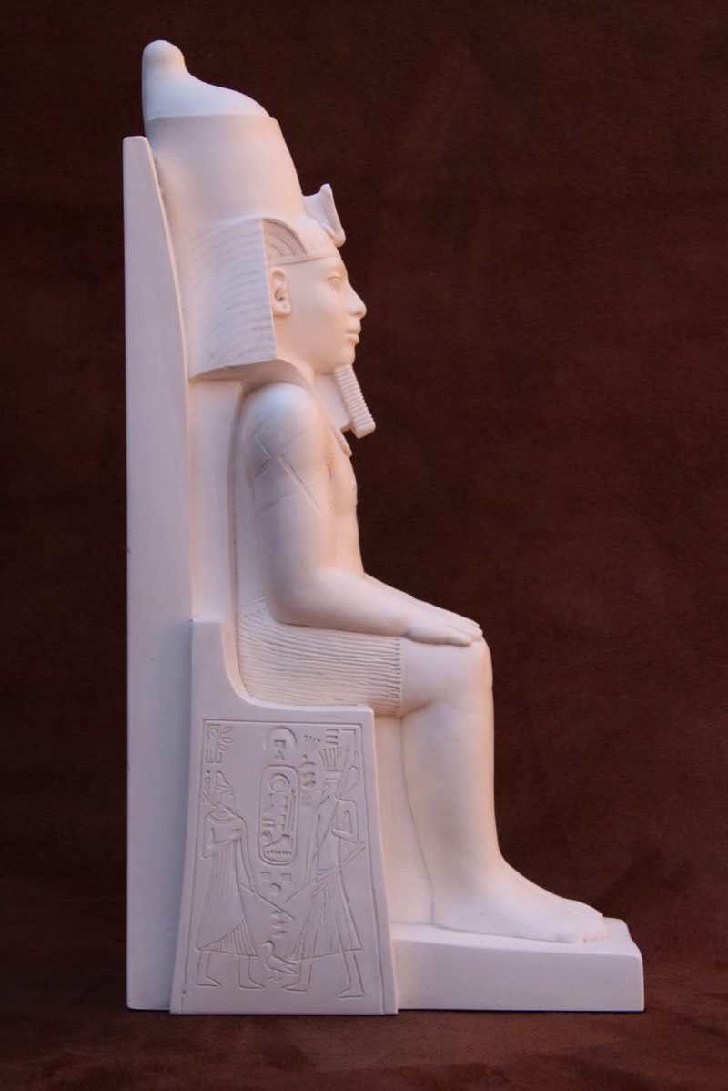 Purchase Rameses II in English Plaster, by the Modern Souvenir Company.